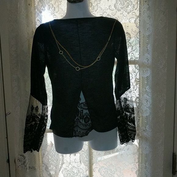 Nwot black top - Picture 1 of 4